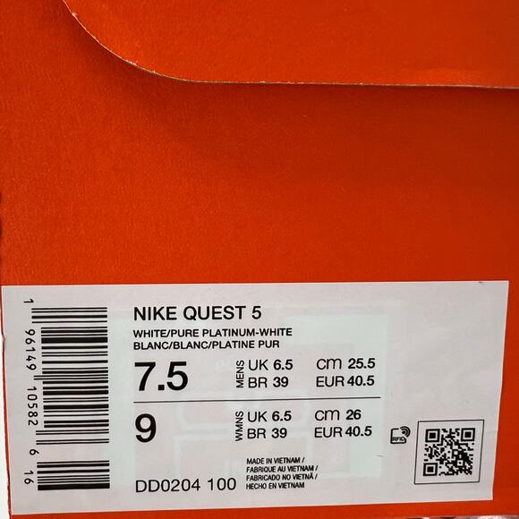 Nike Quest 5 Road Running Shoes White/Pure Platinum Women 9/Men 7.5 NWB - Picture 9 of 9